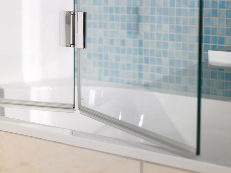 Eine faltbare Dusche ist ideal für eine Badewanne oder bei kleineren Badezimmern.
